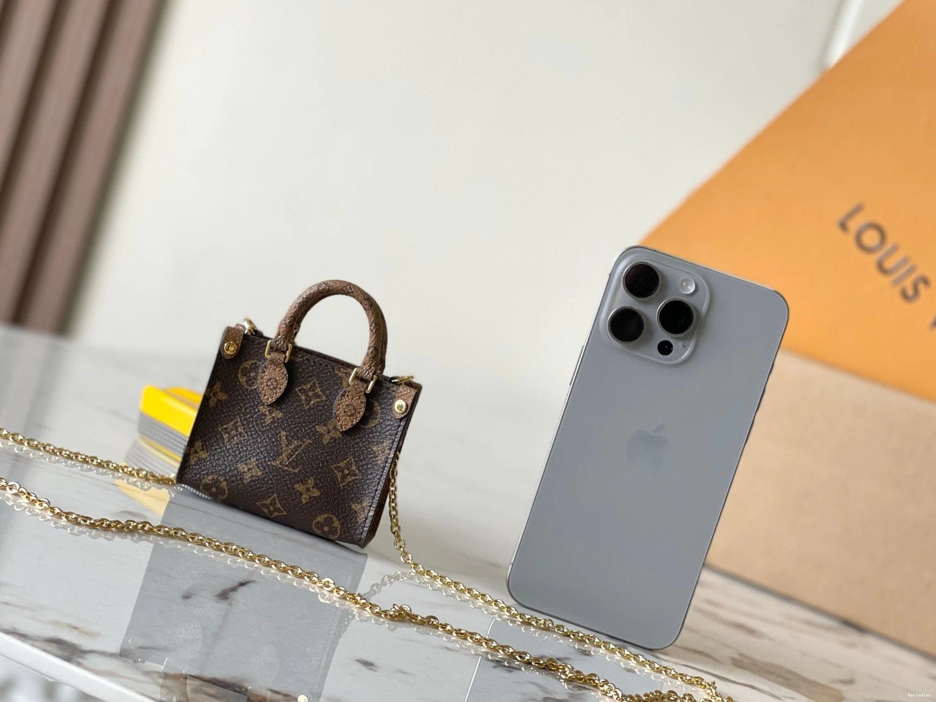 Cheap ONTHEGO LOUIS MICRO-8.5*3.5*10.5CM VUITTON 0728